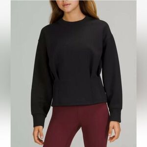 Lululemon Gathered Waist Crew Pullover Women’s SIZE 2 Black